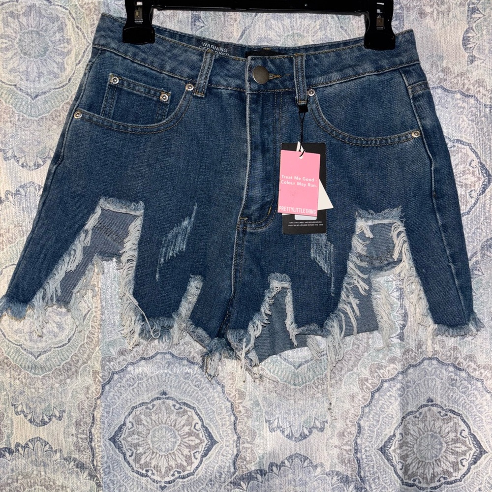 PrettyLittleThing Blue Distressed Jean Shorts